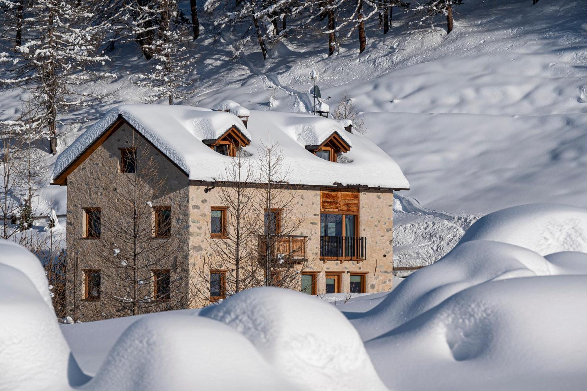 Chalet Aria Pura Livigno Exterior foto